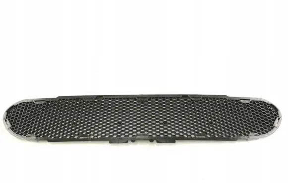 Ford Escort Front bumper upper radiator grill 1026710