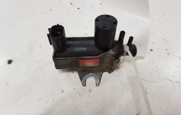 Subaru Forester SH Vacuum valve 1397001041