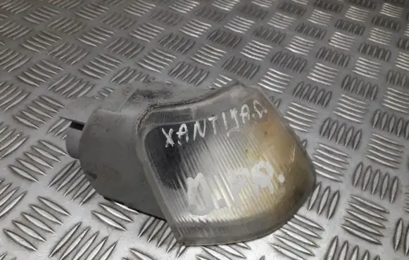 Front indicator light