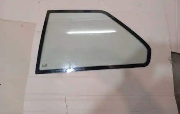 Renault 19 Rear side window 43R00048