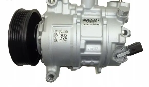 Volkswagen Golf VII Air conditioning (A/C) compressor (pump) 4471504206 5Q0820803
