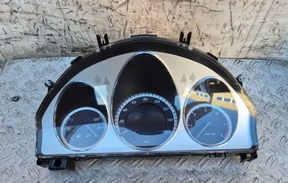 Mercedes-Benz C W204 Speedometer (instrument cluster) A2049002705 A2C53369459