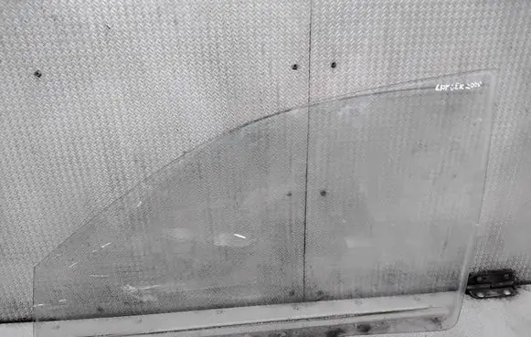 Mitsubishi Lancer Front door window glass four-door