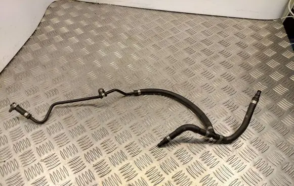 Mercedes-Benz C W204 Engine coolant pipe/hose A2045011025