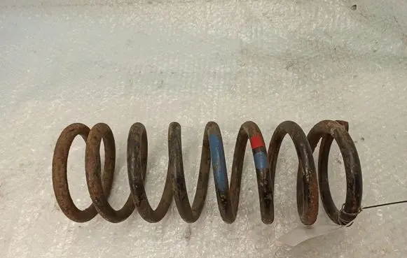 Mercedes-Benz COMPAKT W115 Rear coil spring