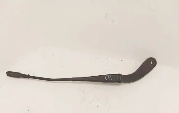 BMW 3 F30 F35 F31 Front wiper blade arm 7260482