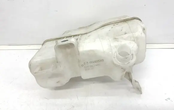 Mazda 3 III Windshield washer fluid reservoir/tank GHP967480 K0036