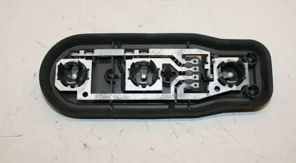 BMW 5 E39 Tail light bulb cover holder 8371324