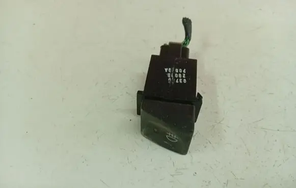 Hyundai Lantra II Fog light switch 864W01440