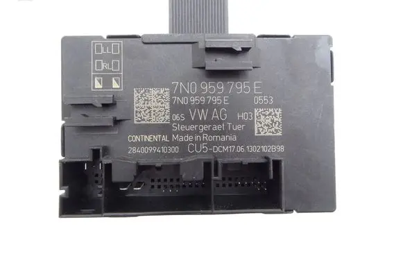 Skoda Yeti (5L) Door control unit/module 7N0959795E