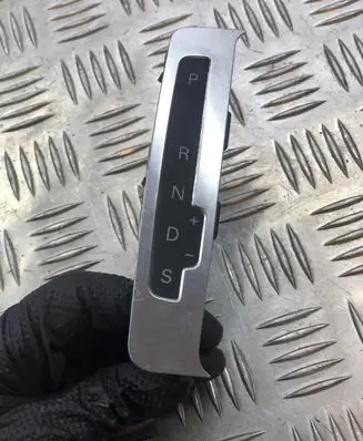 Audi A6 S6 C6 4F Gear shift selector indicator 4F1713463