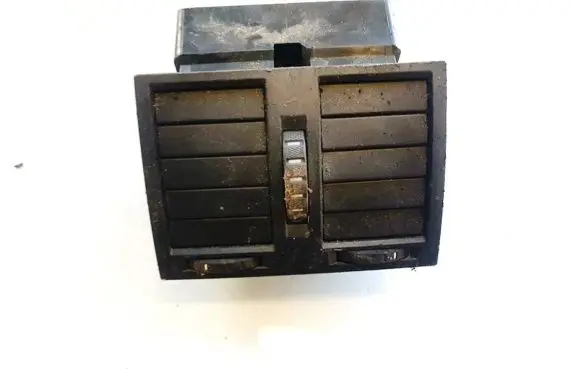 Skoda Superb B5 (3U) Dash center air vent grill 3u0819203