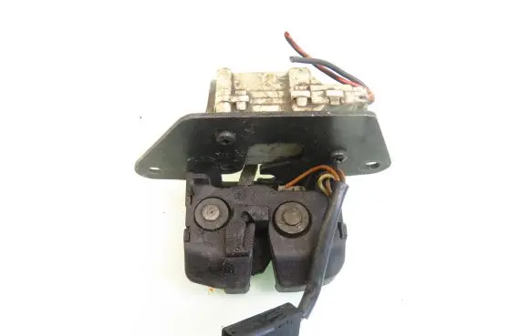 Fiat Croma Tailgate/trunk/boot lock/catch/latch