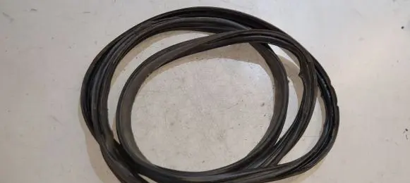 Honda CR-V Trunk rubber seal (body) 