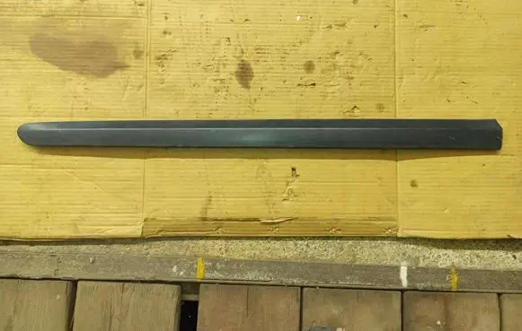 Peugeot 308 Front door trim (molding) 9680364880