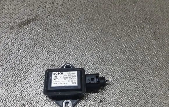 Audi A4 S4 B6 8E 8H ESP acceleration yaw rate sensor 8E0907637A