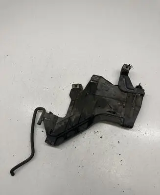 Headlight/headlamp mounting bracket
