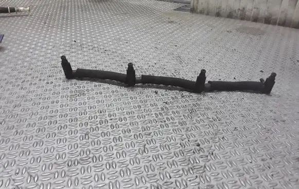 Peugeot 307 Fuel return line/hose 