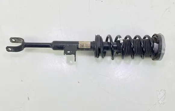 BMW 5 G30 G31 Front shock absorber/damper G30V637B 776866593 814903014095