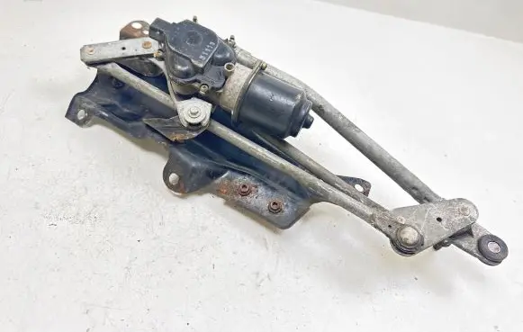 Mazda 2 Front wiper linkage and motor