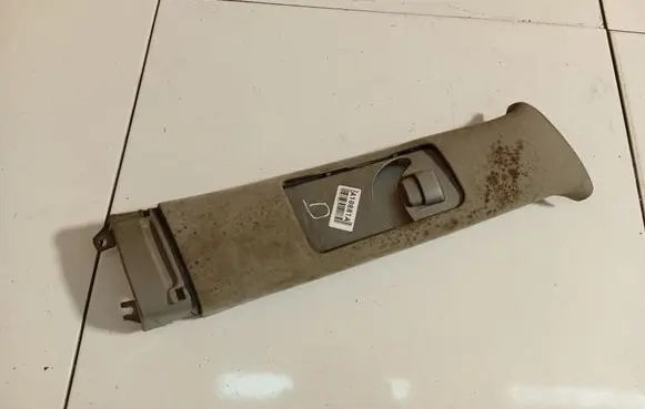 (B) pillar trim (top)
