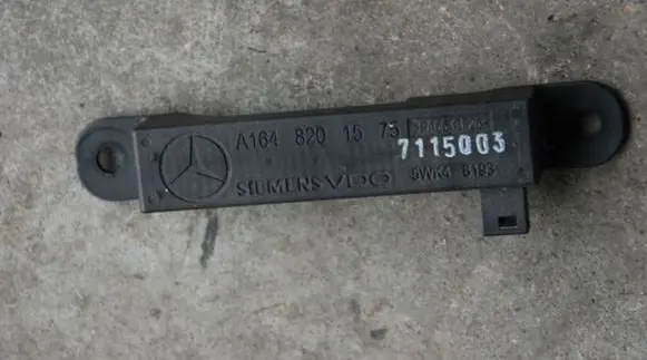 Mercedes-Benz S W221 Interior comfort aerial antenna A1648201575