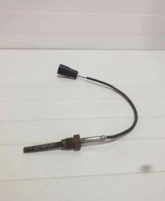 Volvo V50 Exhaust gas temperature sensor 30713739A 0995730003163 6G9N12B591FA