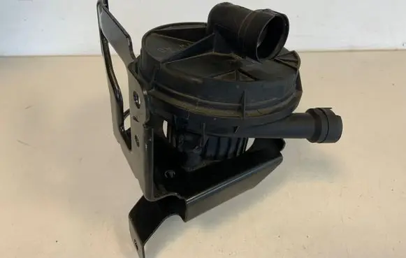 Audi Q7 4M Secondary air pump 079959231 079959253 4M0906617J