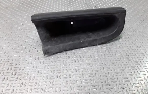 Opel Zafira A Front door interior handle trim 
