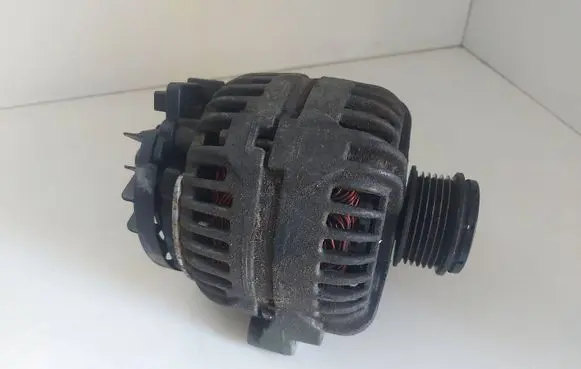 Volvo V70 Generator/alternator 30667894