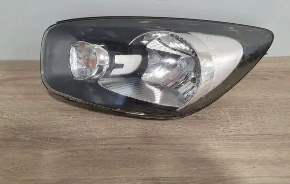 KIA Picanto Headlight/headlamp 921011Y0