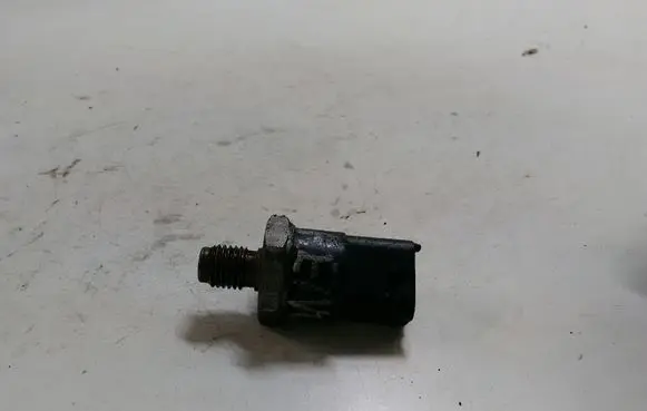 Fuel pressure sensor