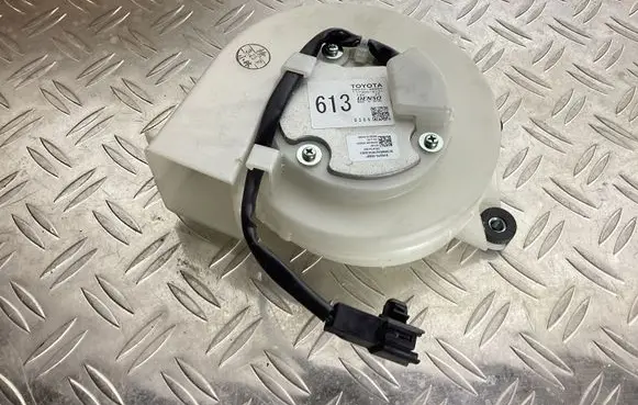 Lexus RX 450H Hybrid/electric vehicle battery fan G923048060 1173006131