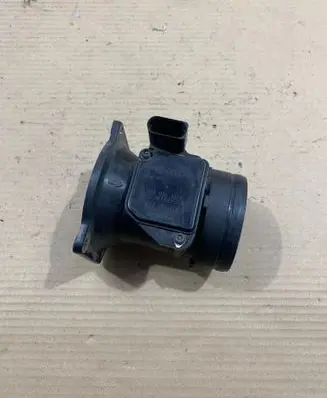 Audi A4 S4 B7 8E 8H Mass air flow meter 06A906461B