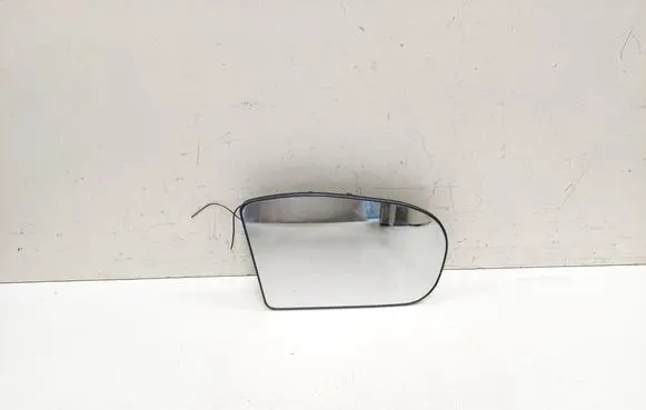 Mercedes-Benz C W204 Wing mirror glass F5064