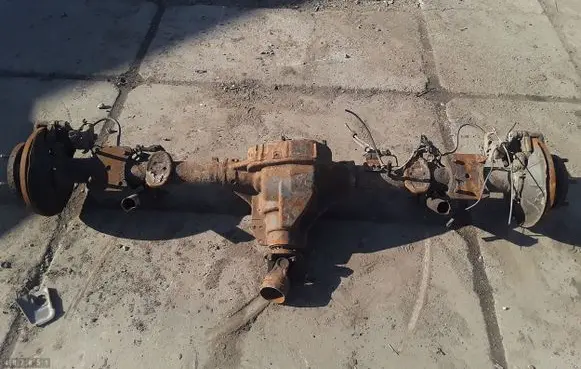 Rear axle beam