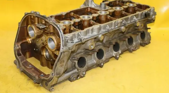 Engine head