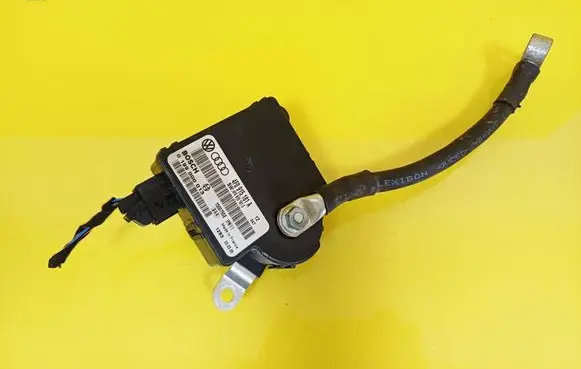 Audi A6 S6 C6 4F Power management control unit 4F0915181A
