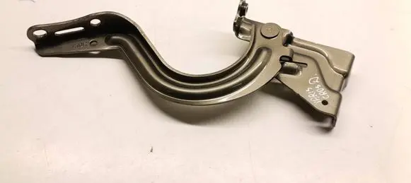 Toyota Yaris Cross Engine bonnet/hood hinges 