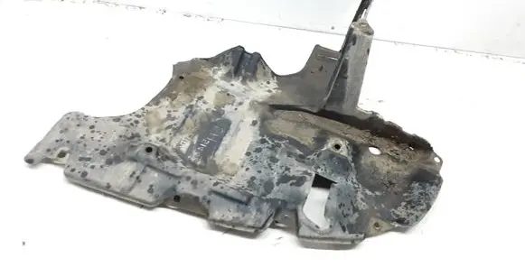 Toyota Avensis T220 Engine splash shield/under tray