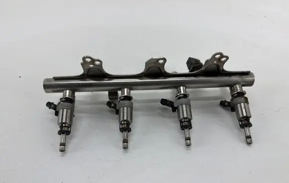 Audi A4 S4 B8 8K Fuel main line pipe 06J133317M