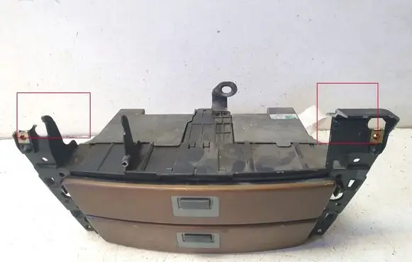 BMW 7 E65 E66 Glove box 7032886