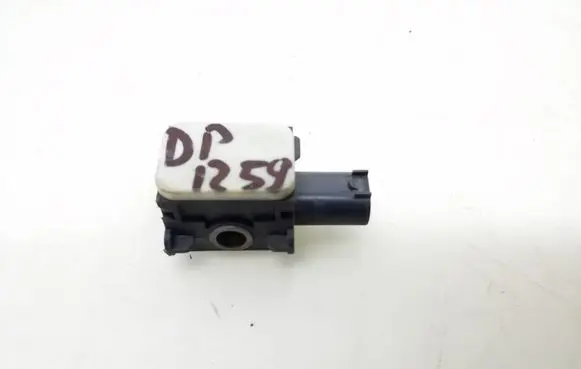 Mercedes-Benz ML W164 Airbag deployment crash/impact sensor A0038202926