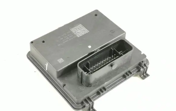 Chrysler Pacifica Tailgate/trunk control unit/module 68466171AG