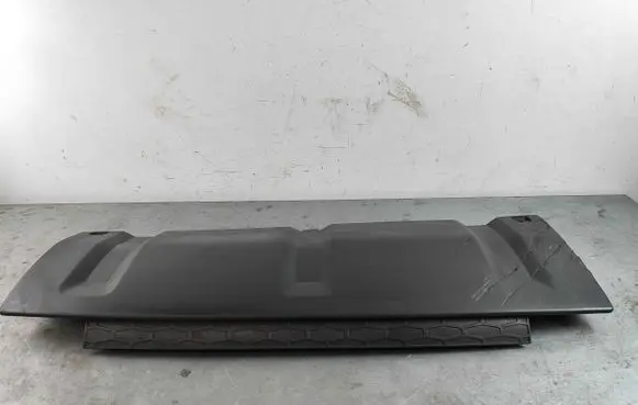 Land Rover Discovery Sport Front bumper skid plate/under tray LR061241