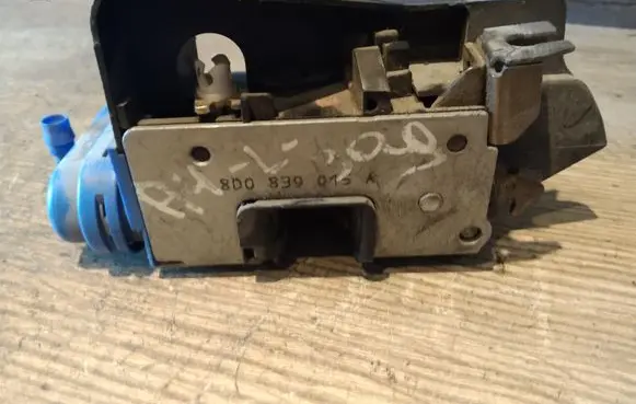 Audi A4 S4 B5 8D Rear door lock