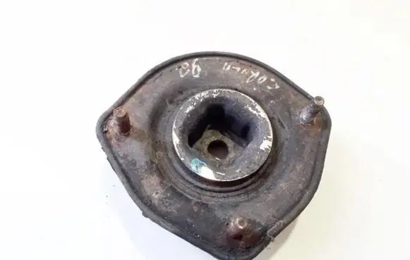 Toyota Corolla E100 Coil spring mount 840r740l