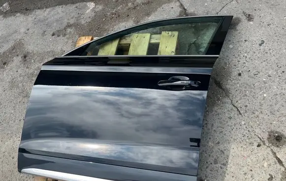 Audi Q5 SQ5 FY Front door 