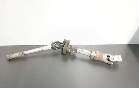 Volvo V70 Steering column universal joint 821056