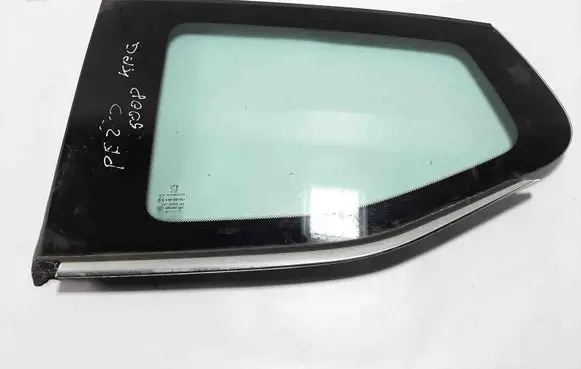Peugeot 5008 Rear side window